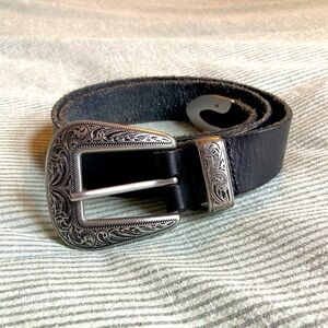 Urban Outfitters Jennie Western Belt